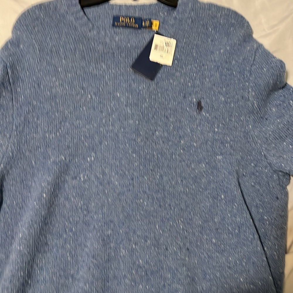 Polo pullover NWT never worn. - Picture 2 of 4